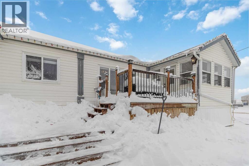Property Photo:  101 Granite Street  AB T9H 4Y2 