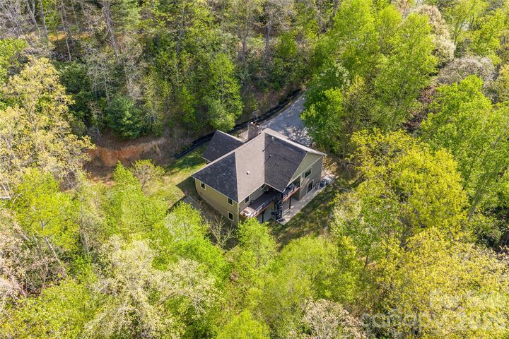 Property Photo: 36 Snowshoe Drive NC 28803