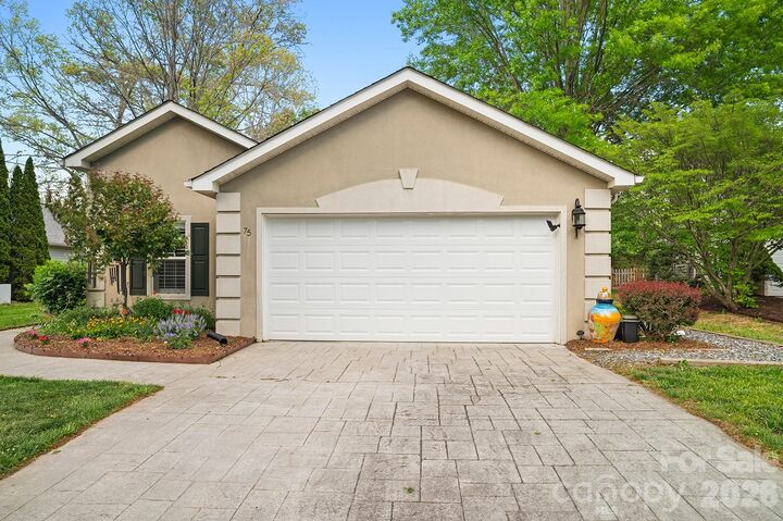 Property Photo:  75 Stonebridge Drive  NC 28805 
