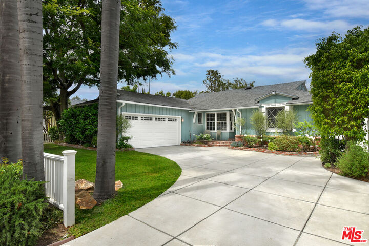 Property Photo:  12609 Milbank St  CA 91604 