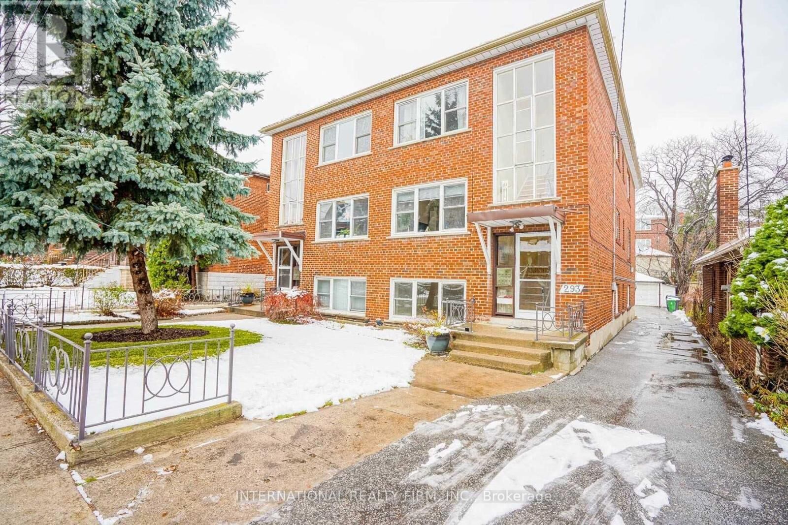 Property Photo:  295 Indian Grove East 1  ON M6P 2H6 