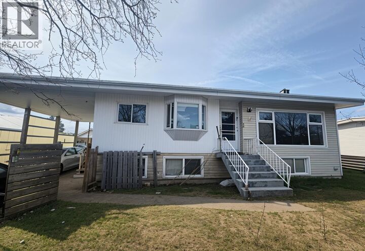 411 Lyon Street — photo 1