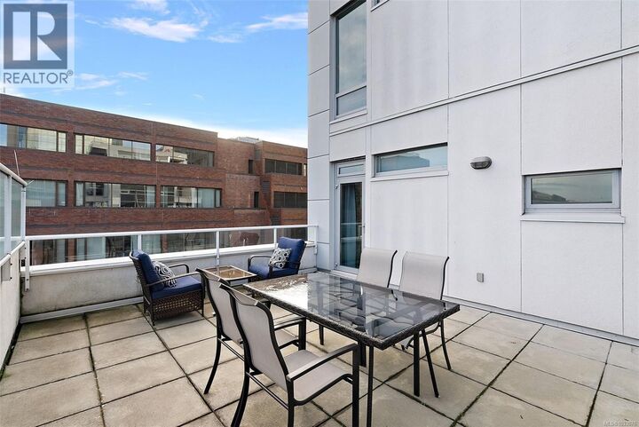 Property Photo: 732 Broughton Street 404 BC V8W 3E9