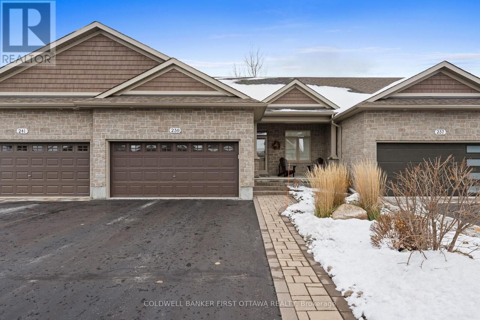 Photo de la propriété:  239 Royal Landing Gate  ON K0G 1J0 