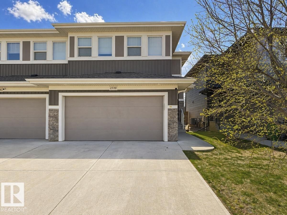Property Photo:  2339 Ware Crescent NW  AB T6W 2W5 