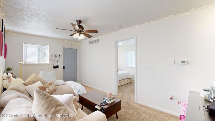 Property Photo:  1516 Knollwood Avenue  MI 48937 