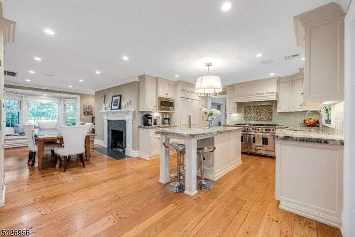 Property Photo: 8 White Pine Rd NJ 07458