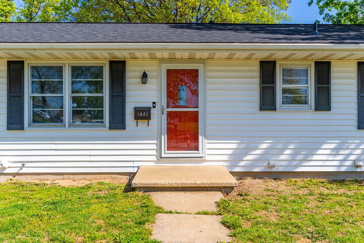 Property Photo:  1627 W Curtis Street  MO 65265 