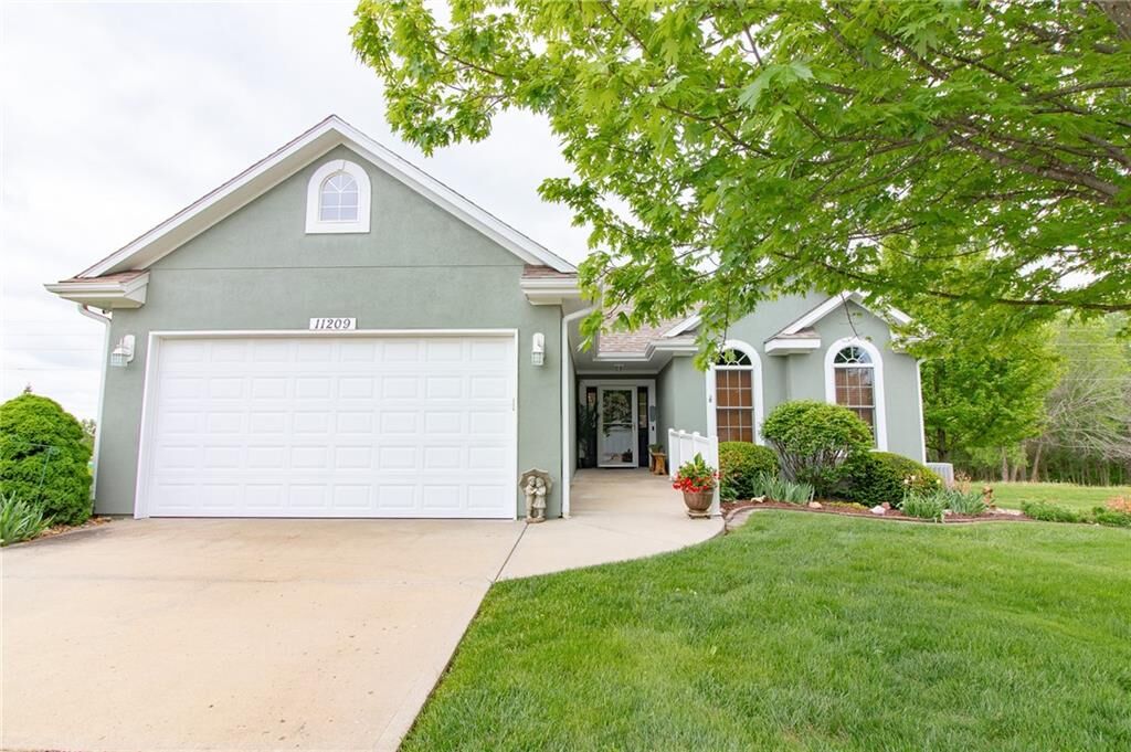 Property Photo:  11209 Trevor Drive  MO 64078 