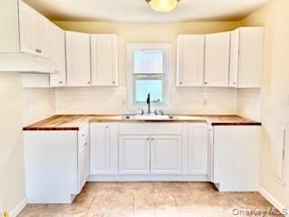 Property Photo:  106 Eleanor Avenue  NY 11950 