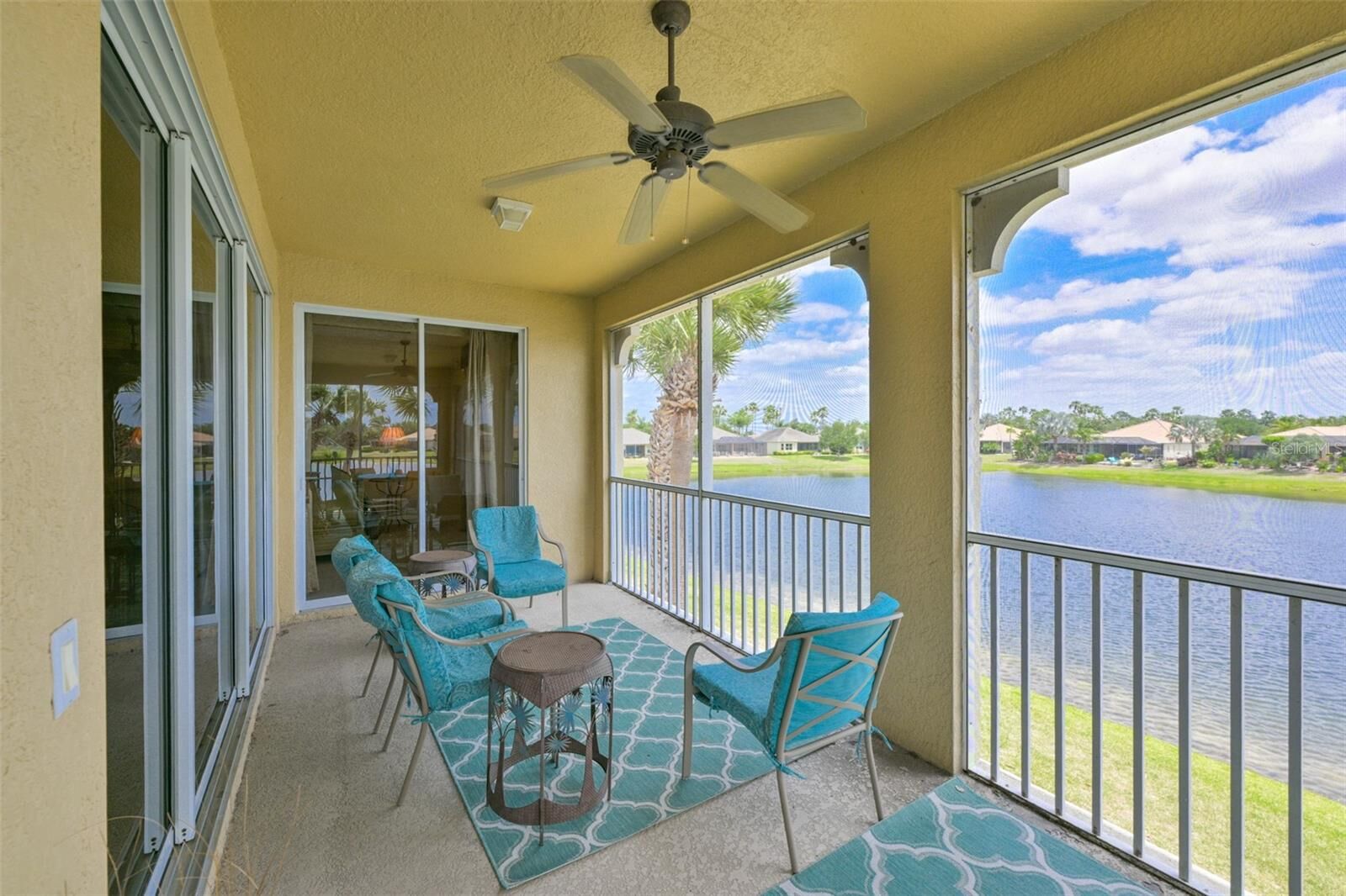 Property Photo: 1330 Emerald Dunes Drive FL 33573