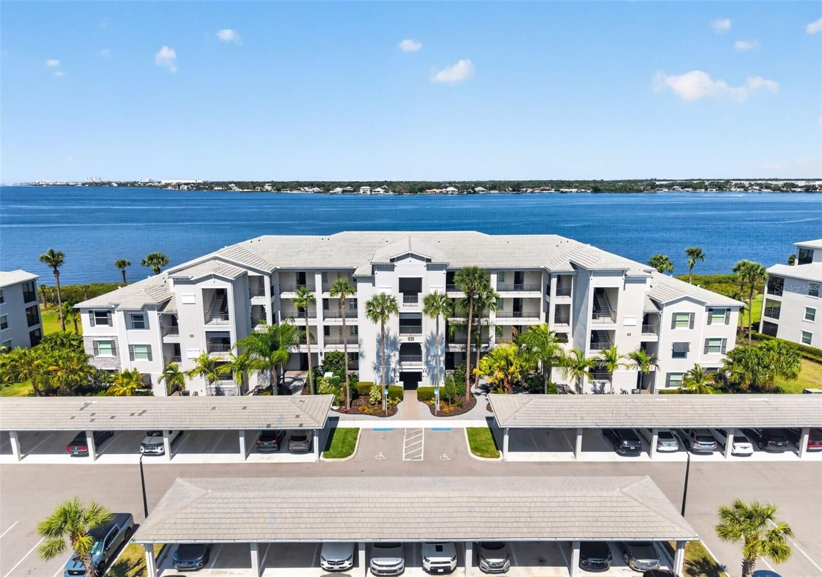 Property Photo:  1020 Tidewater Shores Loop 301  FL 34208 