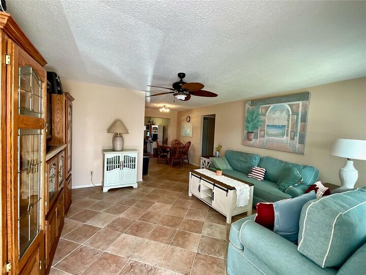 Property Photo:  10035 Mainlands Boulevard N  FL 33782 