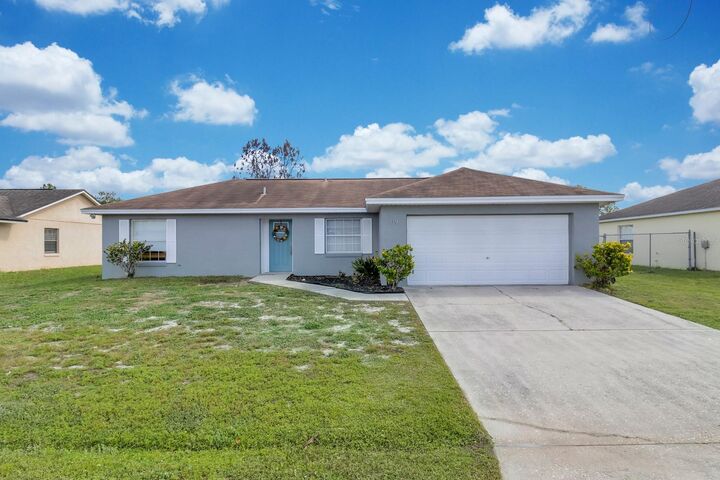 Property Photo:  719 Del Ray Drive  FL 34758 
