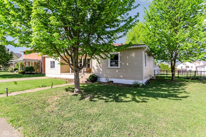 Property Photo:  70 S 5th Avenue  IN 46107 