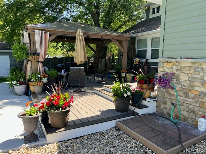 Property Photo:  511 Coventry Road  IL 62294 