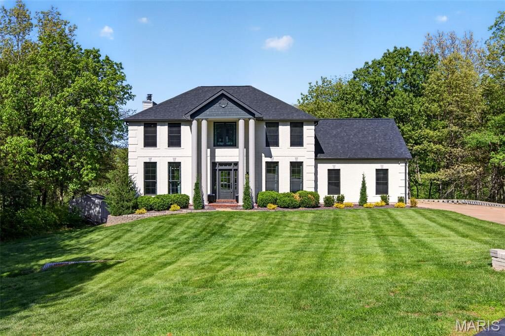 Property Photo:  4 Lakeway Court  MO 63341 