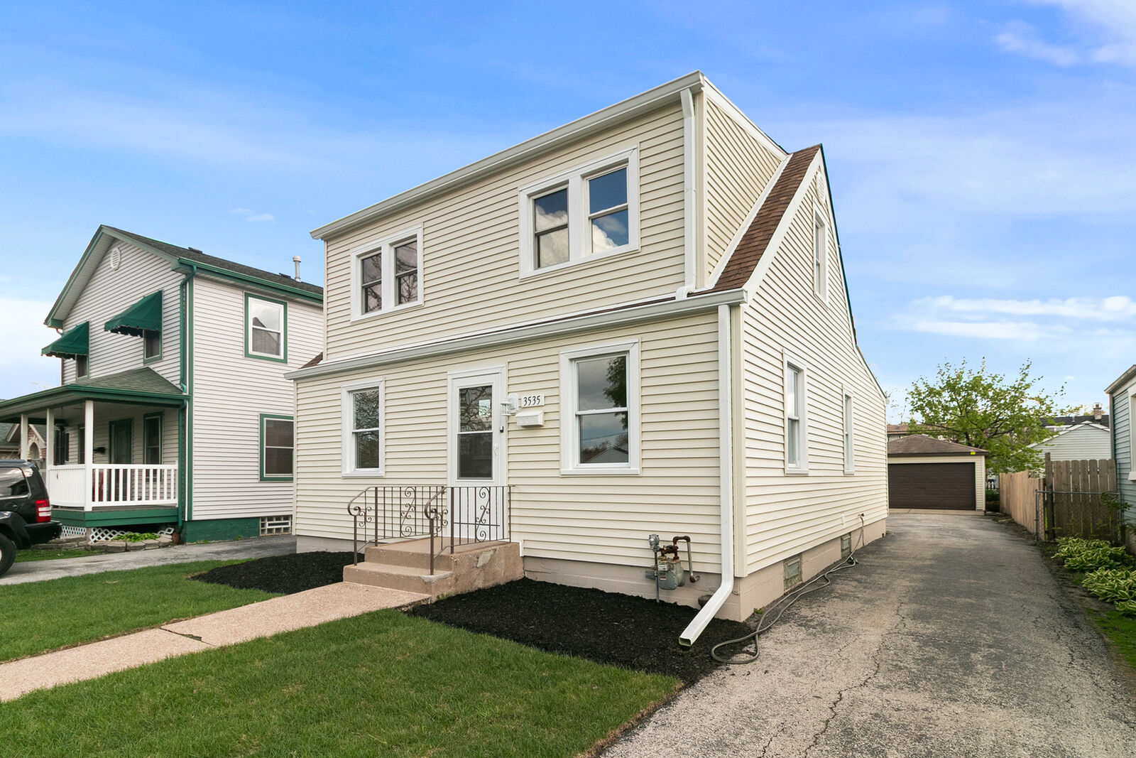Property Photo:  3535 W 116th Place  IL 60655 