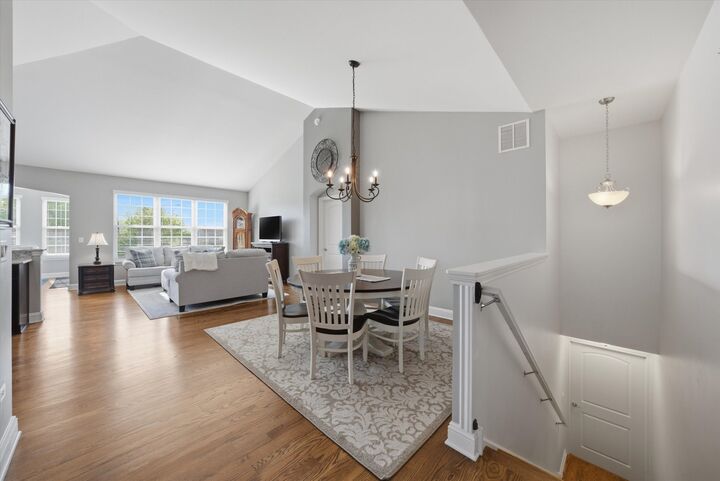Property Photo:  4055 Chesapeake Lane  IL 60564 