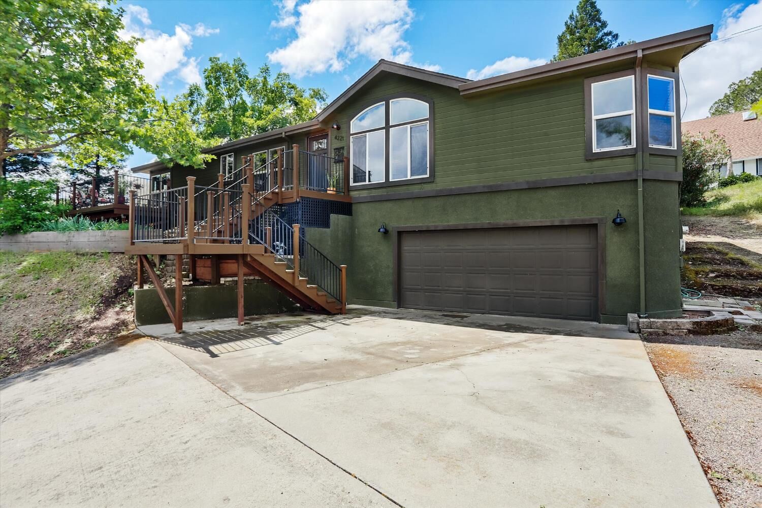 Property Photo: 4221 Lakeview Drive CA 95640