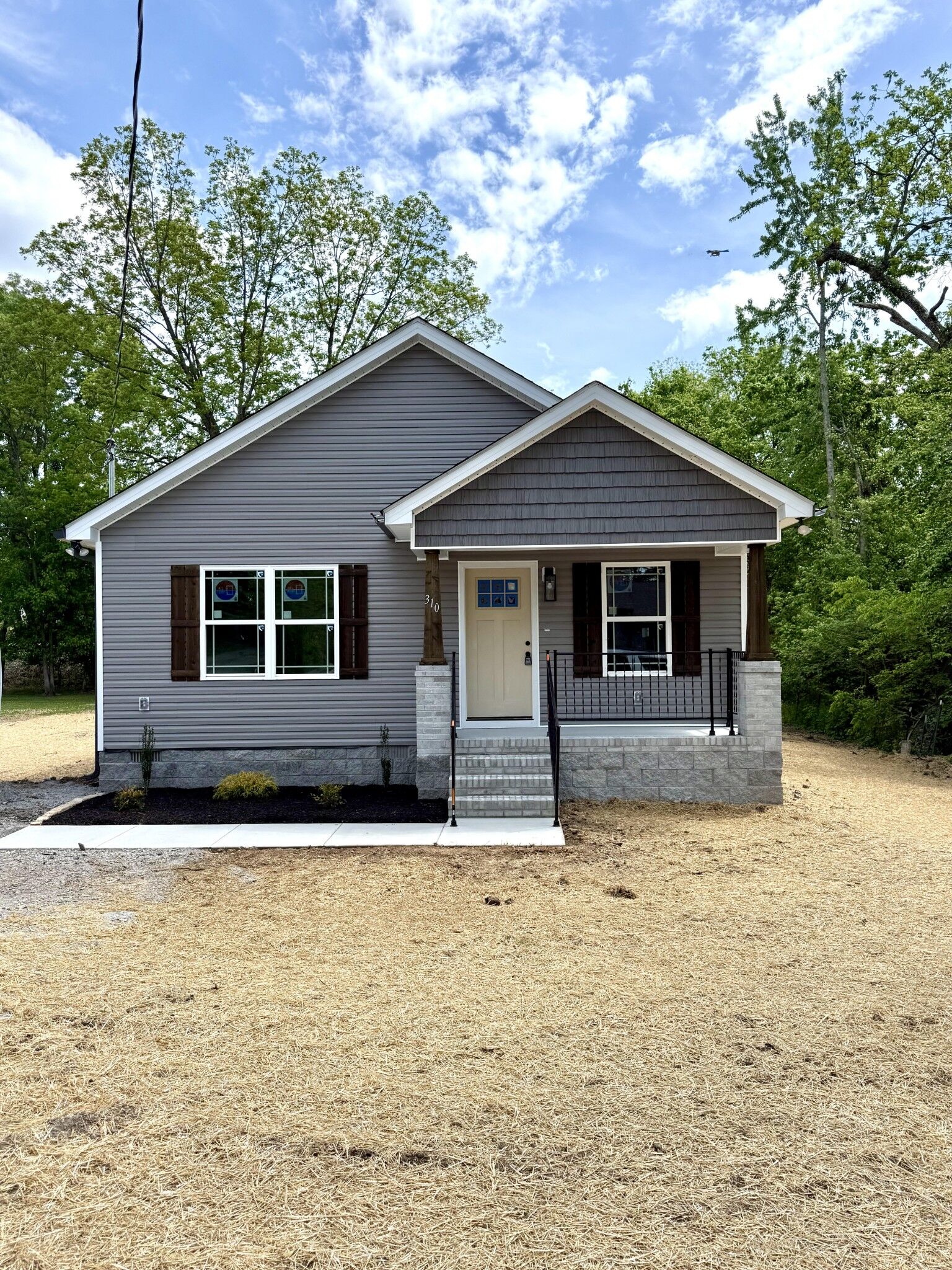 Property Photo:  310 Spring St  TN 37183 