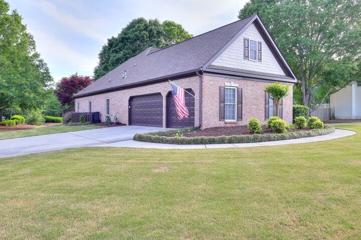 Property Photo:  2385 Amberbrook Lane  GA 30017 