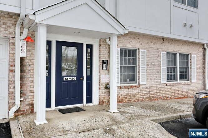 Property Photo:  17 Colonial Village Drive  NJ 07642 