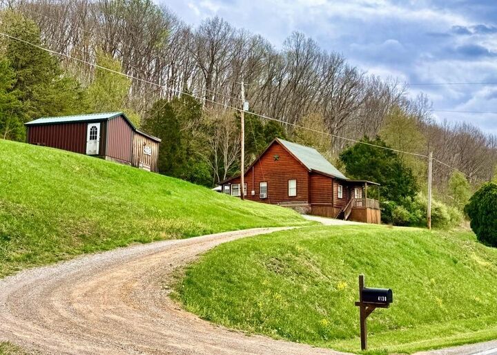 Property Photo: 4130 Cumberland Gap Road VA 24128