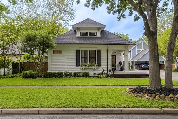 Property Photo:  207 Williams Street  TX 75165 