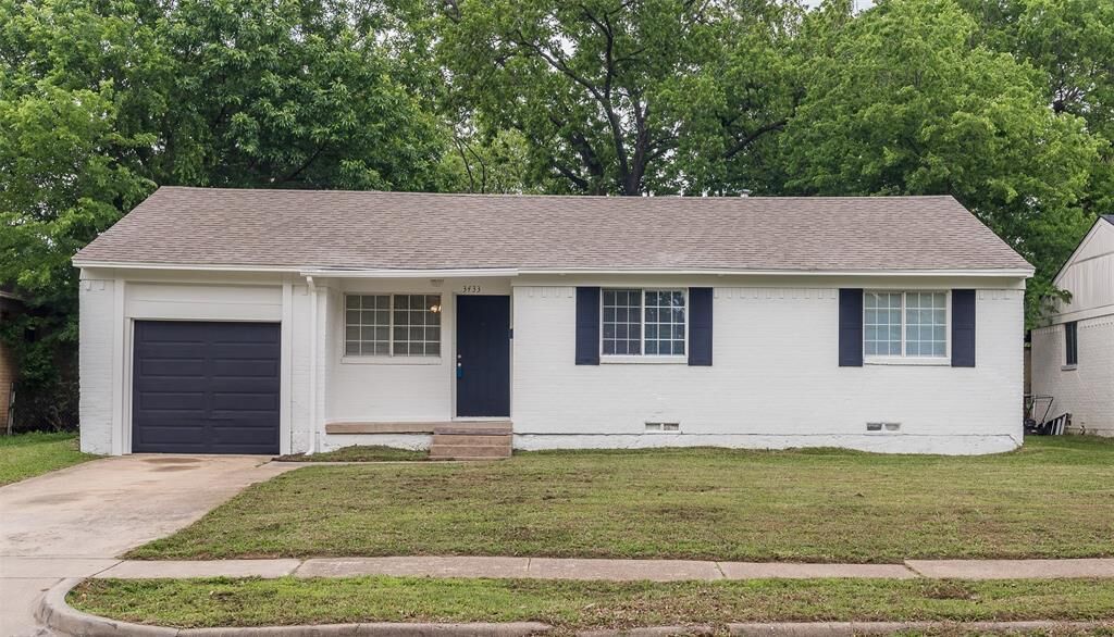 Property Photo:  3433 Moon Drive  TX 75150 