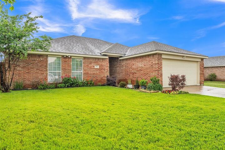 Property Photo:  973 Mesa Vista Drive  TX 76036 