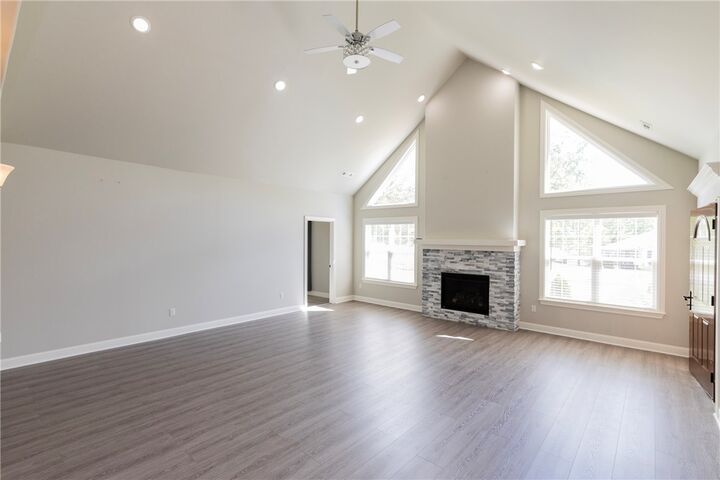 Property Photo: 3 Leatherwood Drive AR 72631