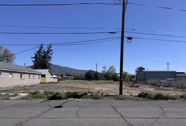 Property Photo:  337 Commercial Street 3000 &Amp 3101  OR 97601 