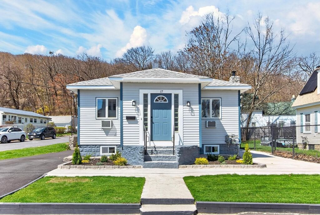 Property Photo:  17 Hazel St  MA 01420 