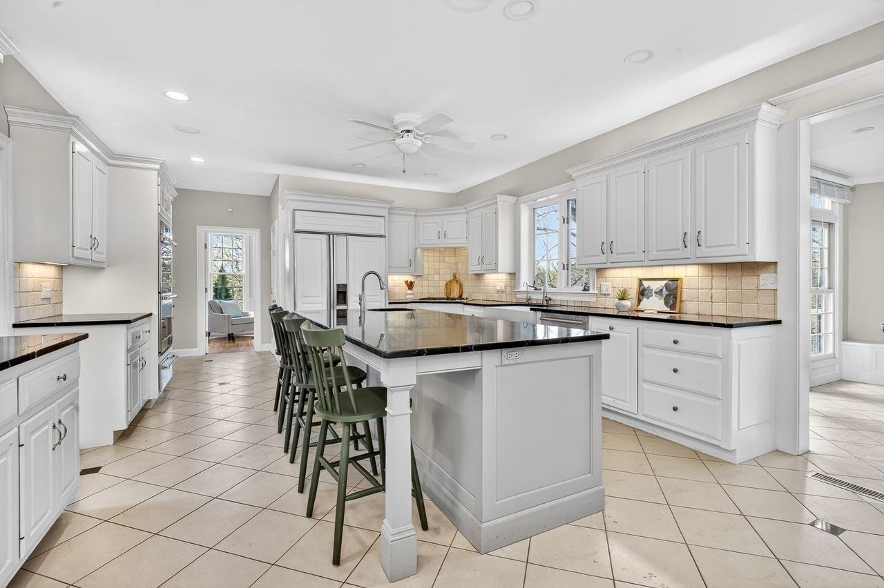 Property Photo: 792-A Jerusalem Rd MA 02025