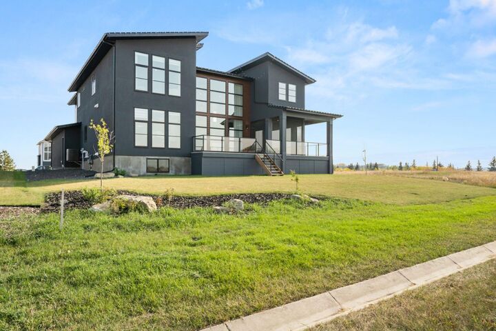 Property Photo: 12 Monterra Rise AB T4C 0H2