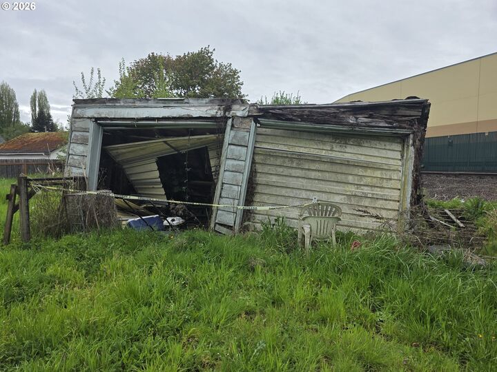 Property Photo:  2244 32nd Ave  WA 98632 