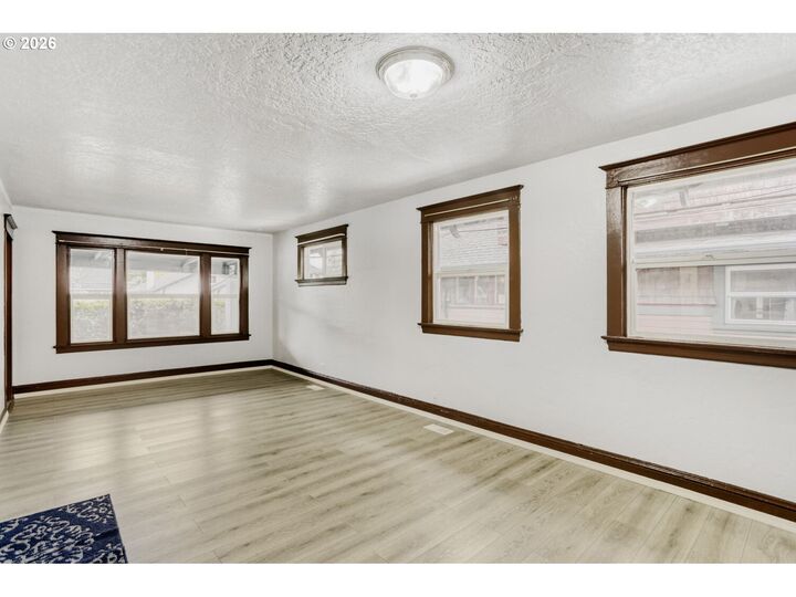 Property Photo:  2145 SE Cesar E Chavez Blvd  OR 97214 