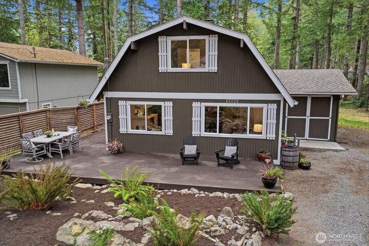 Property Photo:  17327  432nd Avenue SE  WA 98045 