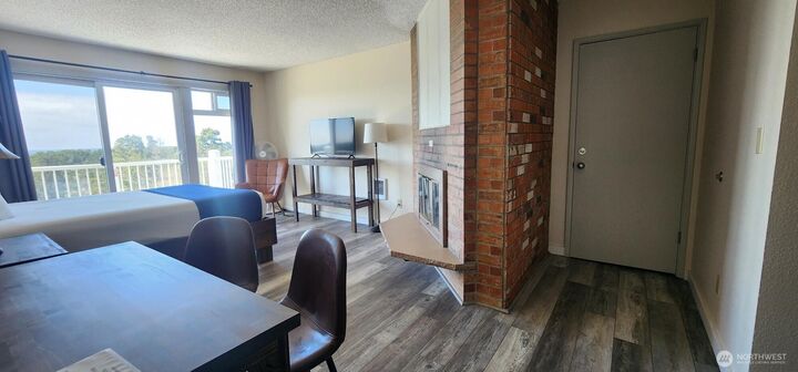 Property Photo:  710 S Hancock Avenue 422-23  WA 98595 