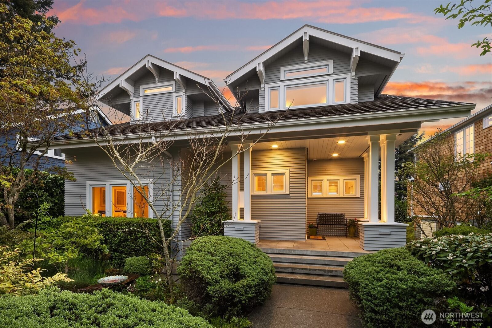 Property Photo:  6542  50th Avenue NE  WA 98115 