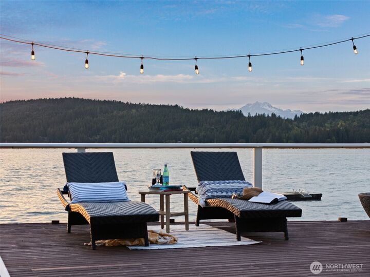 Property Photo:  16631 E State Route 106  WA 98528 