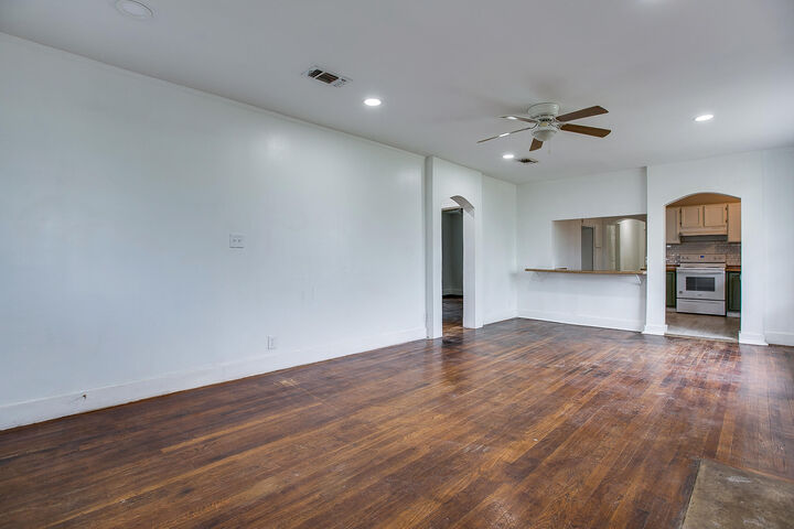 Property Photo:  1801 Childress Street  TX 76901 