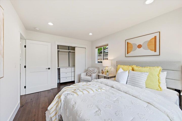 Property Photo:  1532 Todd Street  CA 94040 