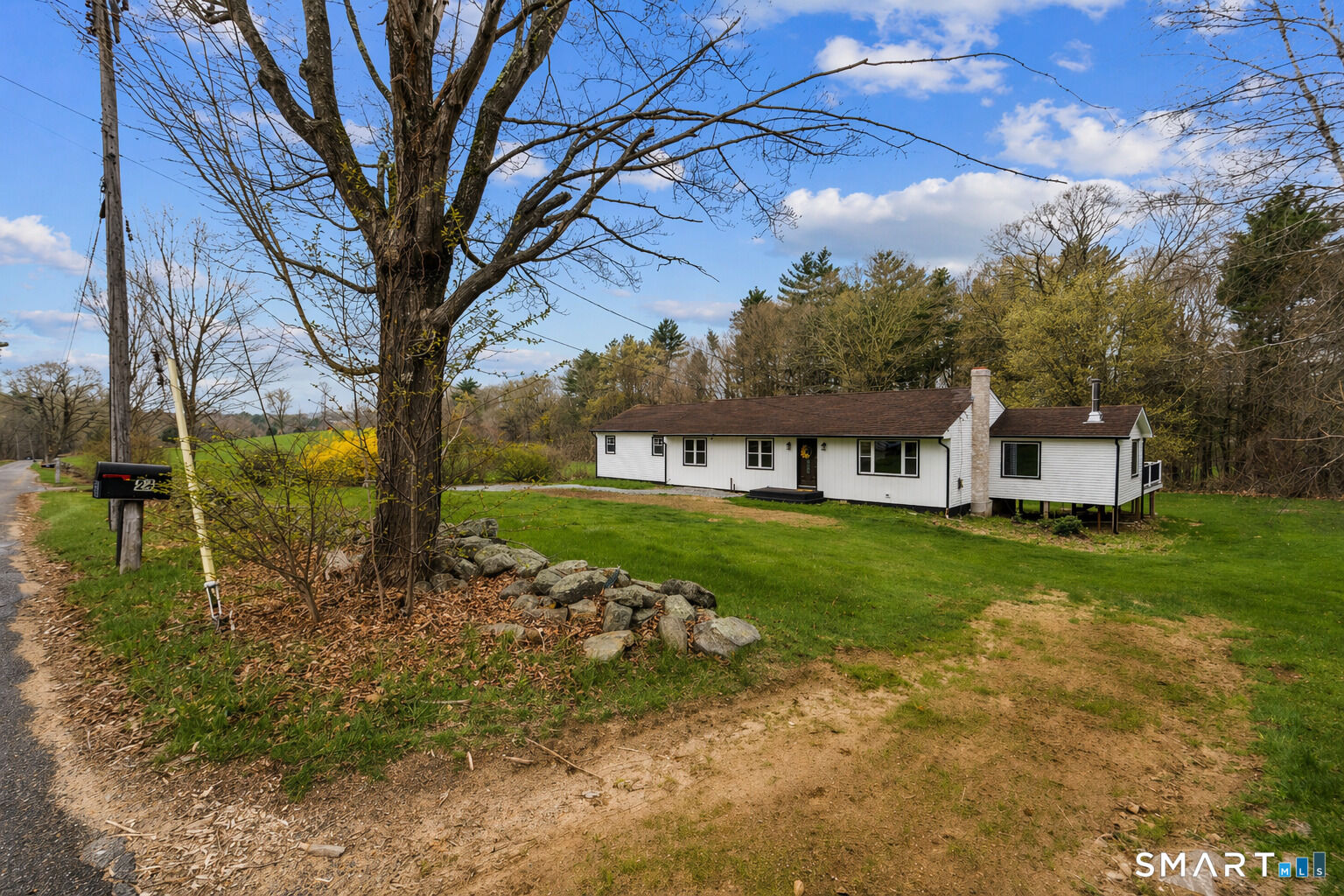 Property Photo:  21 Bradway Road  CT 06076 