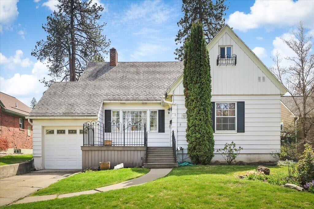 Property Photo:  443 W 28th Ave  WA 99203 