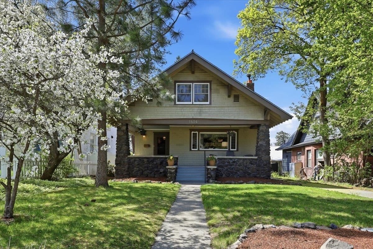 Property Photo:  1424 S Cedar St  WA 99203 
