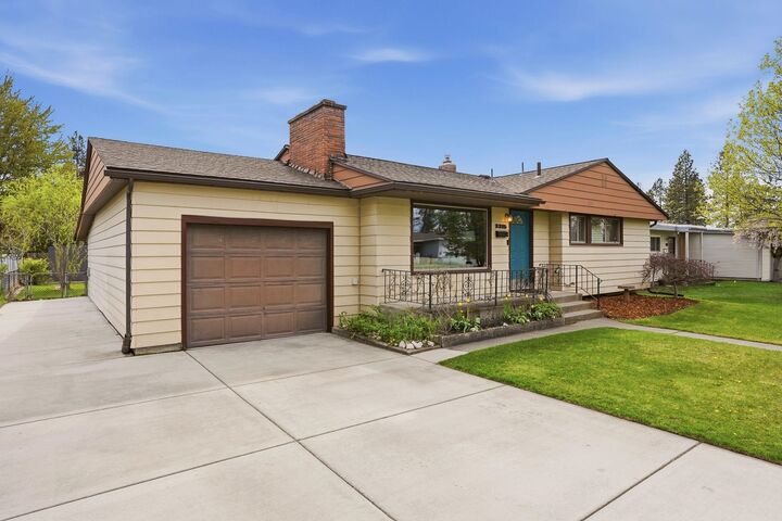 Property Photo:  3315 W Decatur Ave  WA 99205 