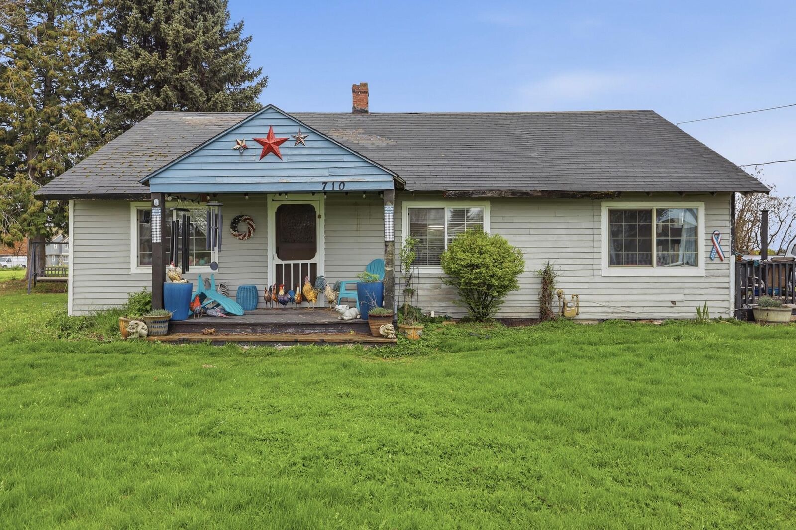 Property Photo:  710 S Barker Rd  WA 99016 