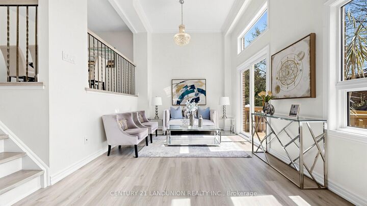 Property Photo:  67 Carnival Court  ON M2R 3T7 